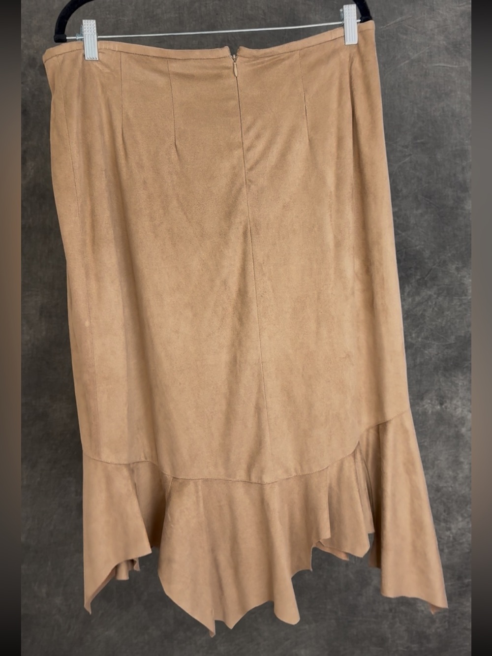 ASHLEY STEWART TAN FAUX SUEDE LACE-UP HANDKERCHIEF SKIRT SIZE 16 - Picture 3 of 5